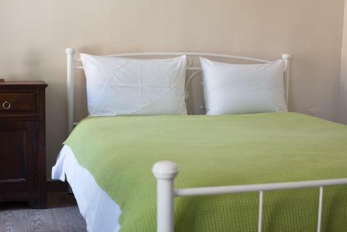 Hostal Antisthenes Guesthouse