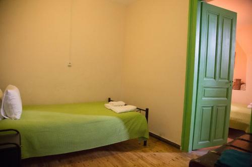 Hostal Antisthenes Guesthouse