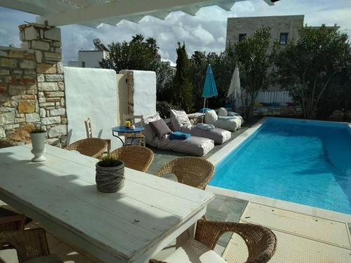Cymothoe Villas