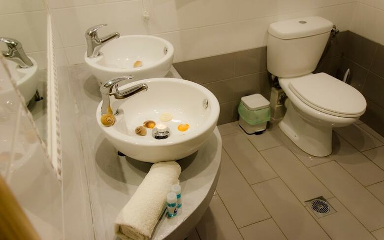 Hostal Polykratis Rooms