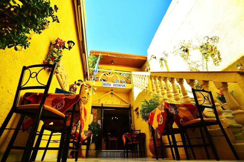 Hostal Olympos Pension