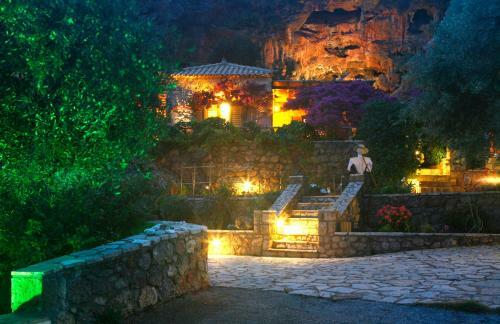 Kripia Holiday Villas