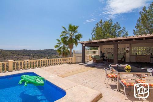 Abahana Villas Chaplin