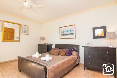 Abahana Villas Chaplin