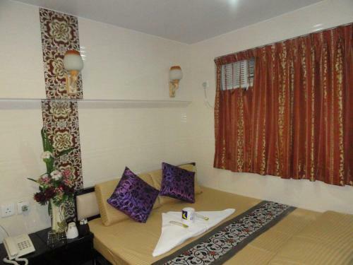 Hostal Dhillon Hotel