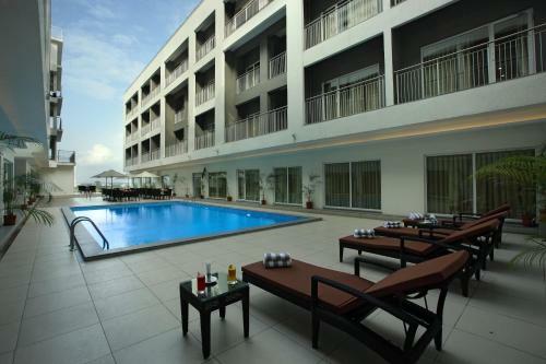 Hotel Starlit Suites