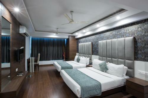 Hotel Narula's Aurrum