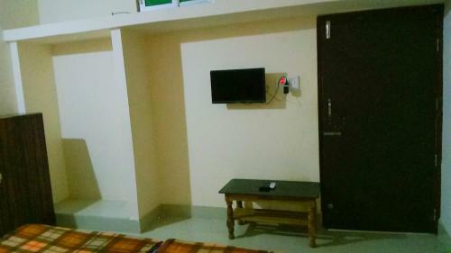 Hostal Shradharam Lodge