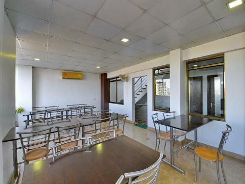 Hotel Oyo Premium Jaipur Junction