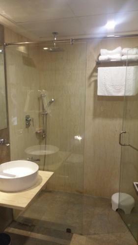 Hotel Grand Elegance