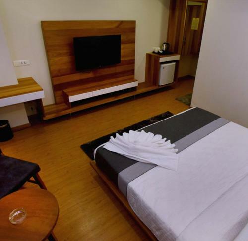 Hotel Grand Elegance