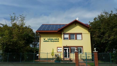 Hostal S�ba-h�z