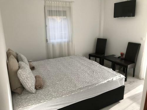 Aranyh�rs Apartman Verpel�t