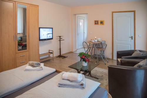 Deluxe Apartments