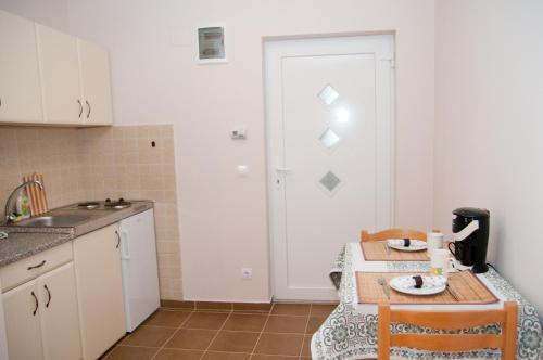Deluxe Apartments