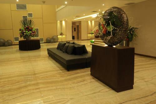 Pasar Baru Square Hotel Bandung, Dhm Associates.