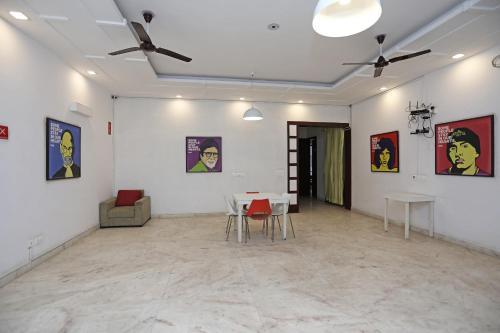 Hotel Oyo Flagship 136 Sector 45 Noida