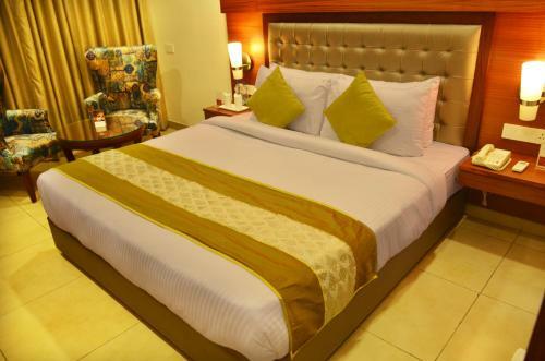 Mint Hotel Premia