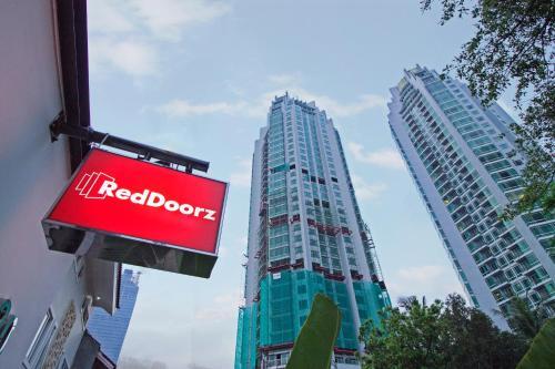 Hostal Reddoorz @ Setiabudi 8