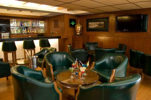 Hotel Shilton Royale