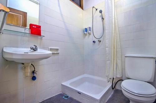 Hotel Reddoorz Near Hyperpoint Pasteur 2