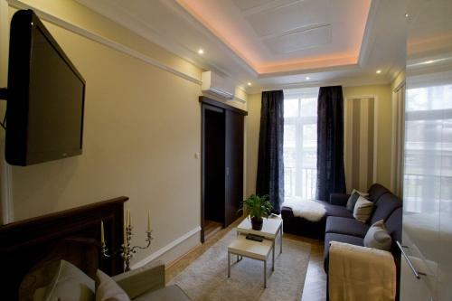 Elisabeth Bridge Apartmans