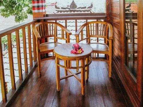 D'mas Huts Lembongan