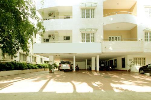 Hotel Karma Palace