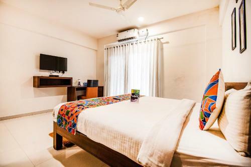 Fabhotel Oakwoods Gr
