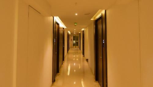Hotel Spree Roopa Elite