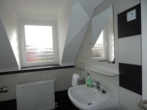 Gr�nay Apartmenthouse