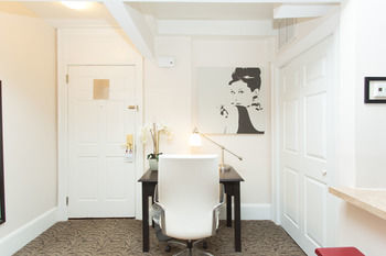 The Artmore Hotel