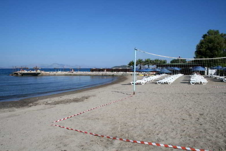 Golden Beach Hotel