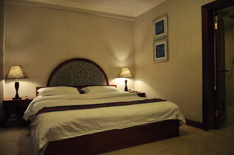 Hotel Mercure Hydro Majestic Kunming