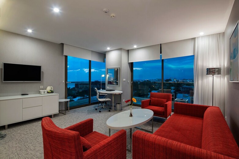 The Sense Deluxe Hotel