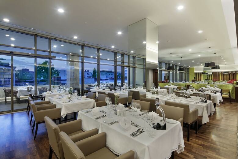 The Sense Deluxe Hotel