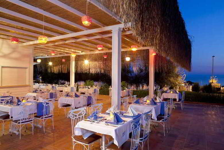 Hotel Emir Beach