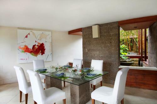 Villa Sin Sin