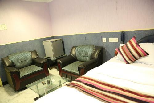 Posada Rmc Travellers Inn