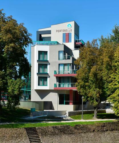 Portobello Wellness & Yacht Hotel