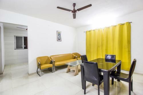 Hotel Treebo House Khas Suites