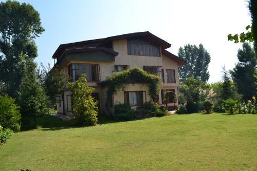 The Cottage Nigeen