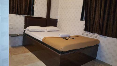 Hostal Hotel Al Mehraj
