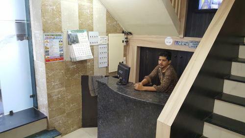 Hostal Hotel Al Mehraj