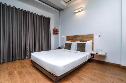 Hostal Oyo Townhouse 003 Southend Sohna Road