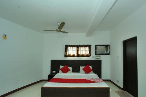 Lake View Hotel