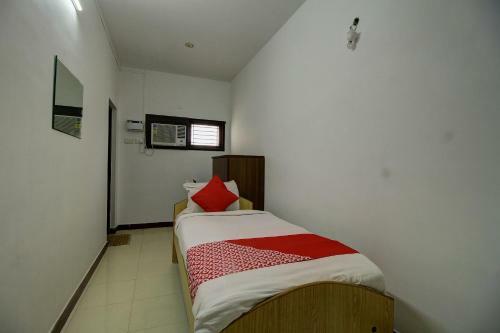 Lake View Hotel