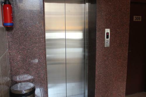 Hotel Savi Regency