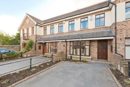 4 Bed House In Ballsbridge