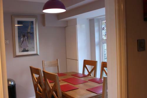 4 Bed House In Ballsbridge